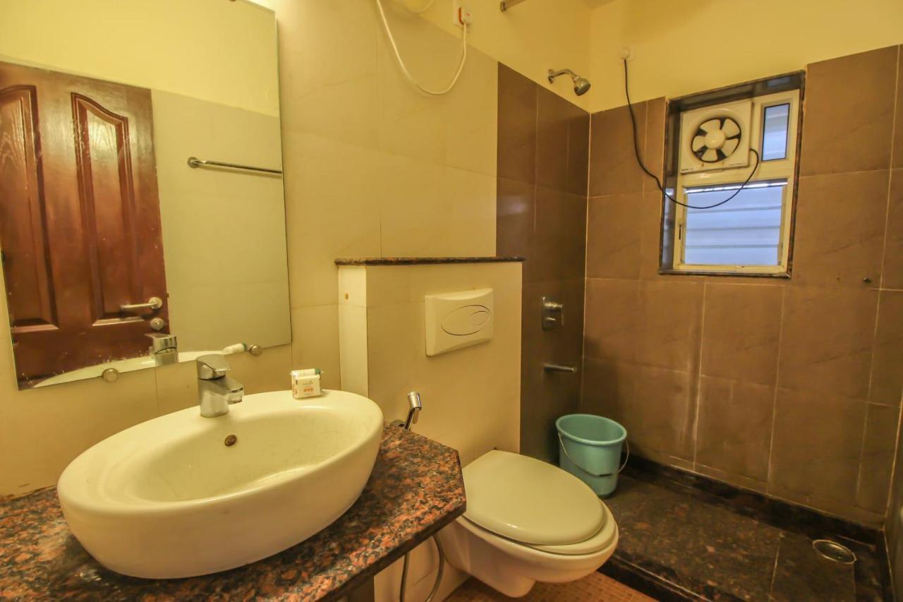 Modern Studio Arpora Bagian luar foto