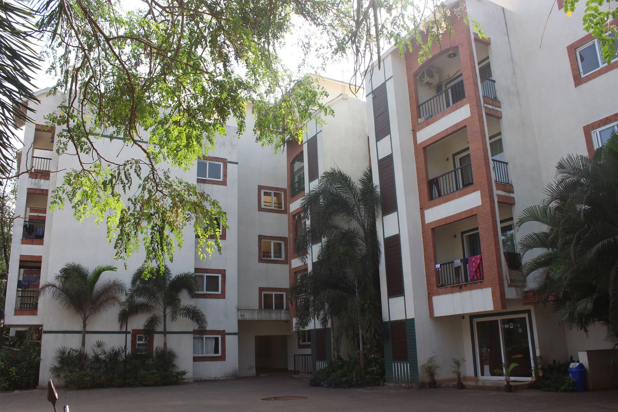 Modern Studio Arpora Bagian luar foto